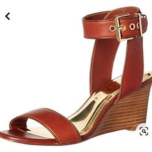 Ted Baker 39 Lernox Camel Brown Trim Stacked Wedge Sandals Gold Tone Hardware